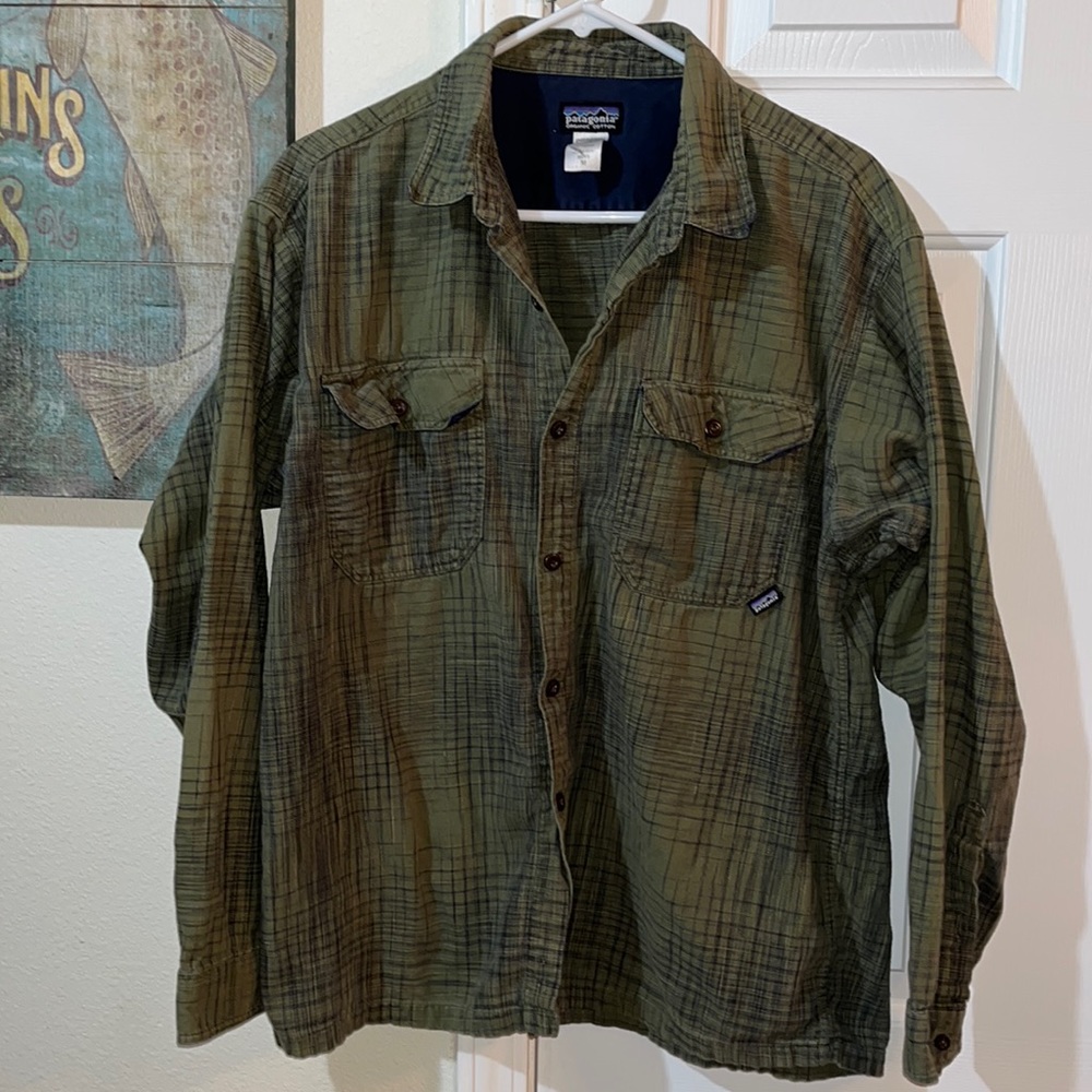 Patagonia Long-Sleeved Organic Cotton Flannel Shirt